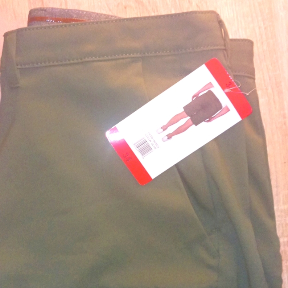 Jachs New York Olive Green flat front shorts